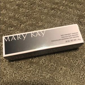 NWT Mary Kay Lash Intensity Mascara